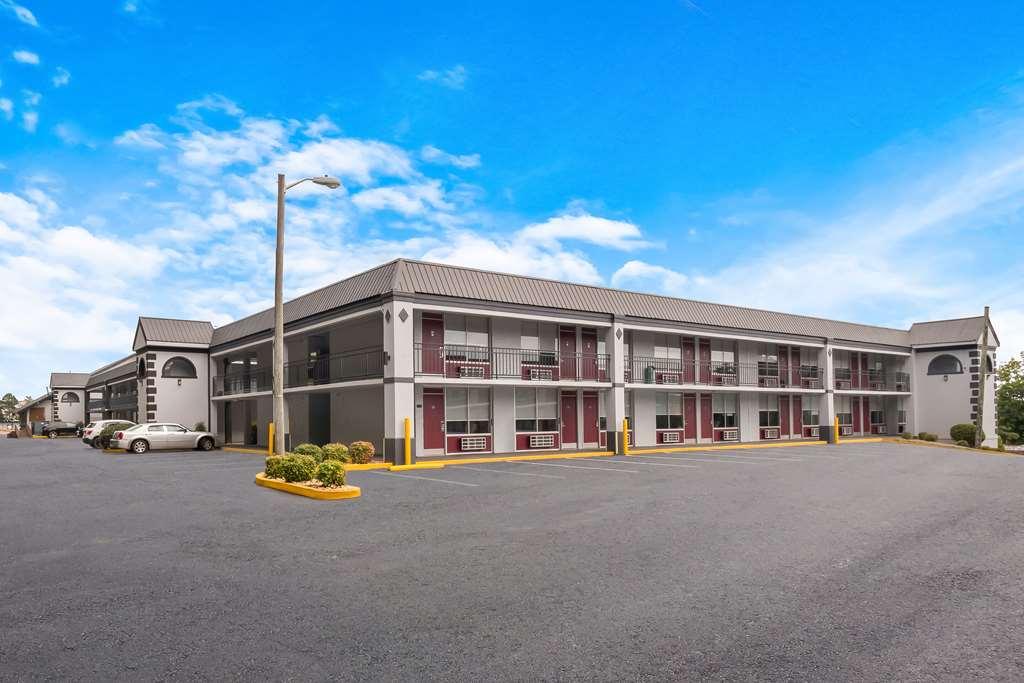 Suburban Studios Cleveland Tn I-75 Εξωτερικό φωτογραφία